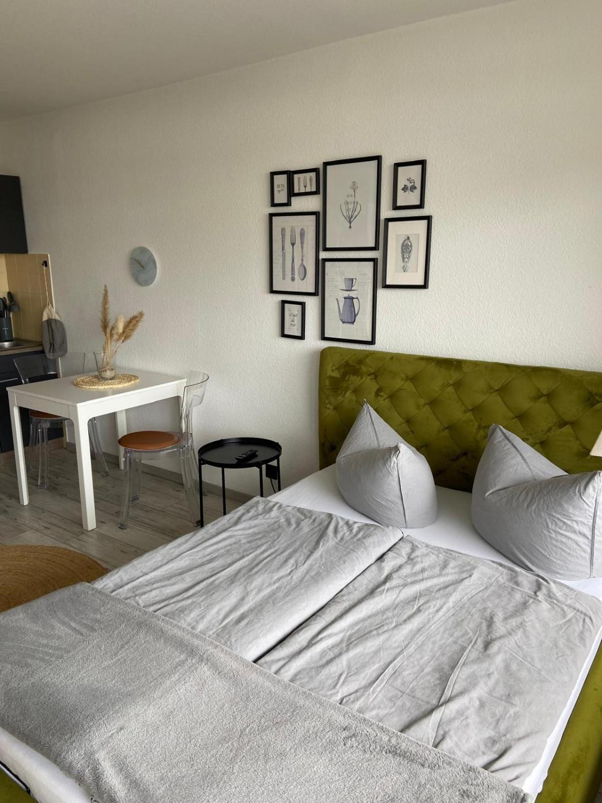 Apartment Moevenkoje Fuer 1-2 Personen Mit Pool Даме Екстериор снимка